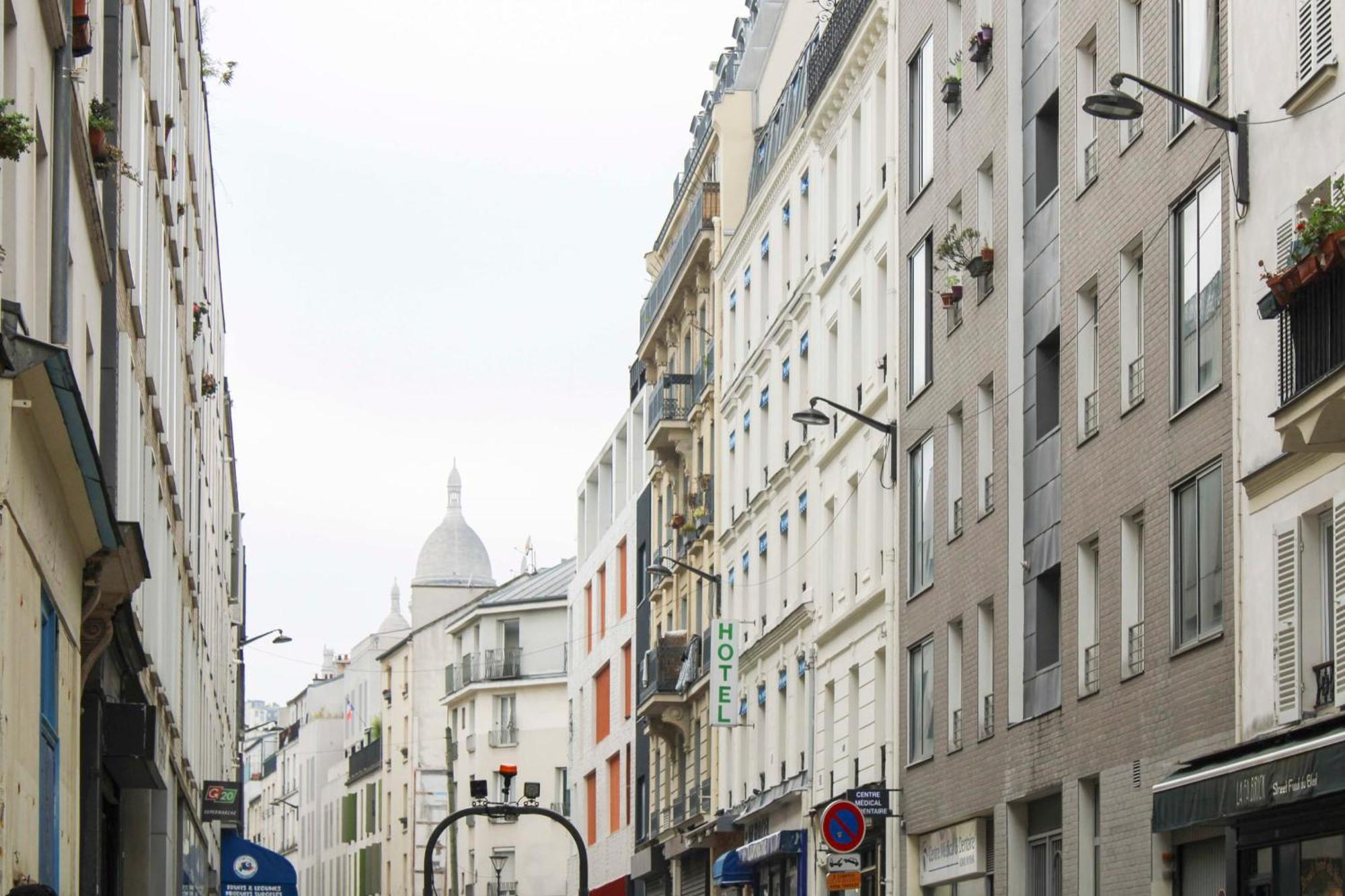 T2 With Wifi Near Station In Centre * Paris